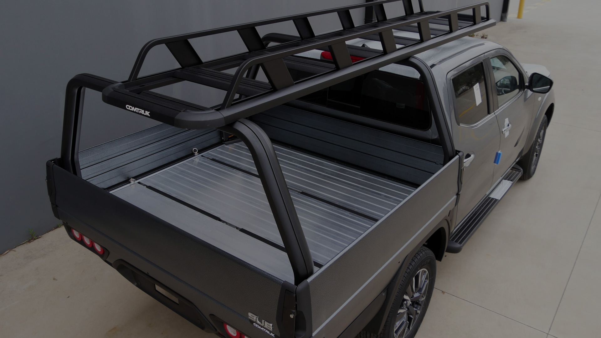 Comtruk sport utility bed ute tray and rack bars and platform rack